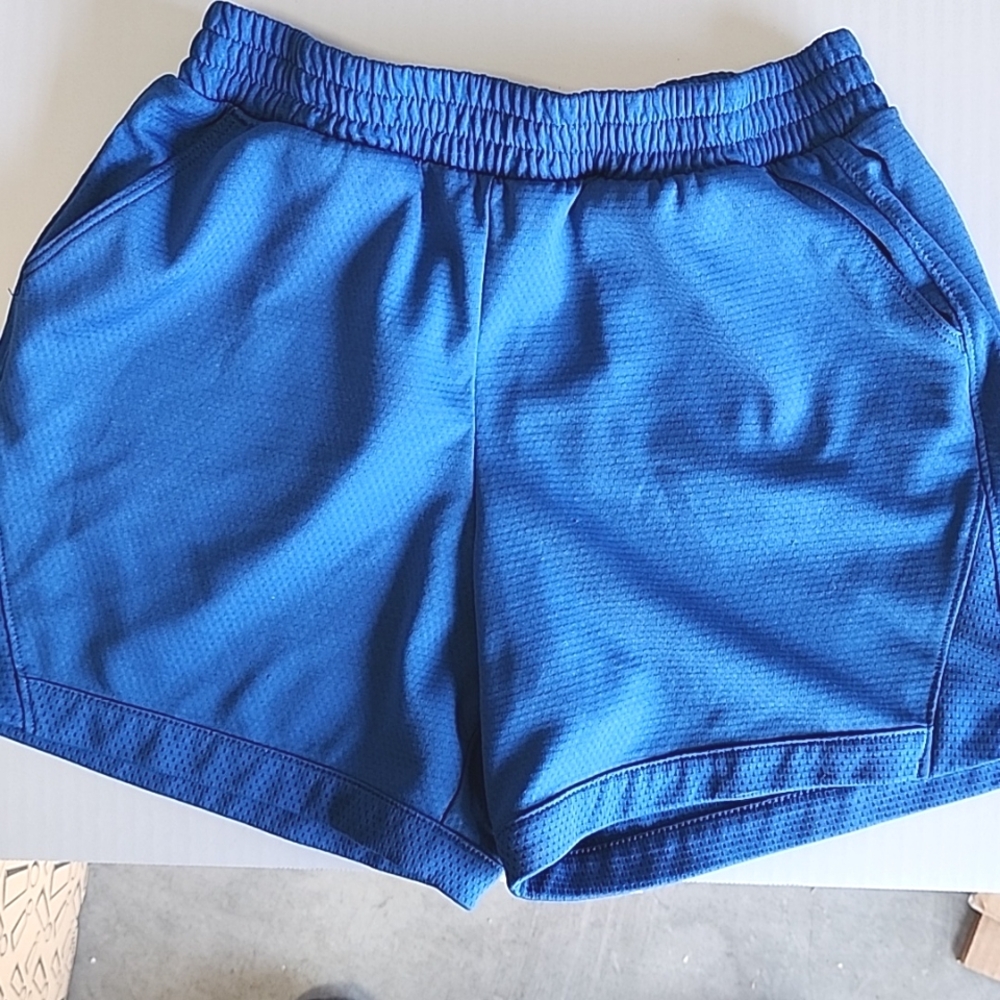 Athletics Blue Shorts L (10-12)